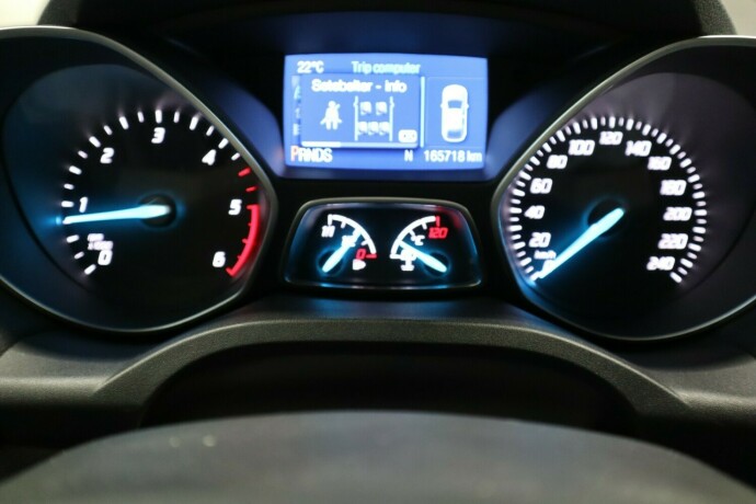 ford-kuga-diesel-2014-big-25
