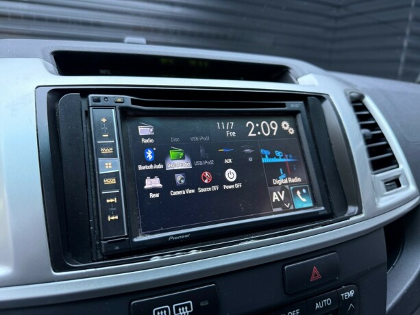 toyota-hilux-diesel-2012-big-21