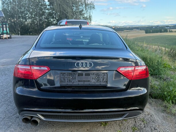 audi-a5-bensin-2008-big-8