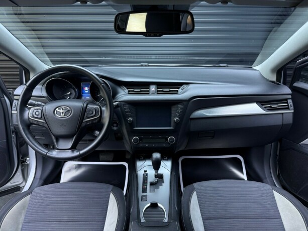 toyota-avensis-bensin-2017-big-10