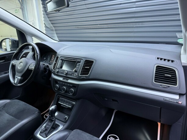 volkswagen-sharan-diesel-2013-big-11