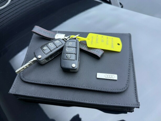 audi-a3-bensin-2011-big-25