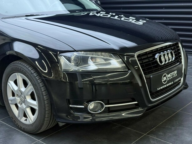 audi-a3-bensin-2011-big-2