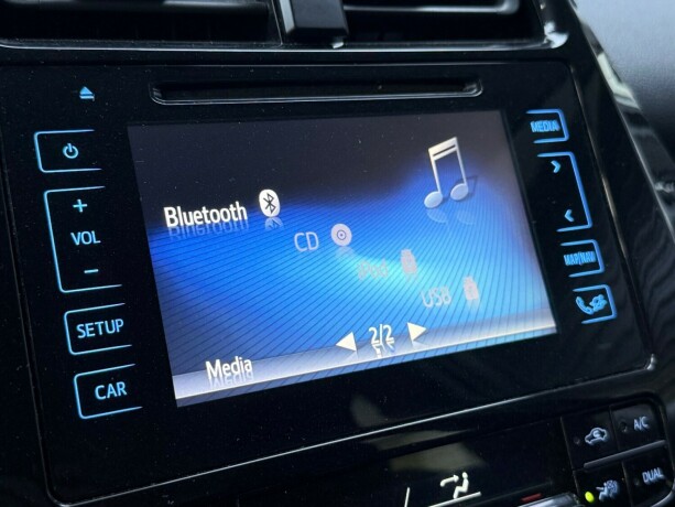 toyota-prius-elektrisitetbensin-2017-big-22