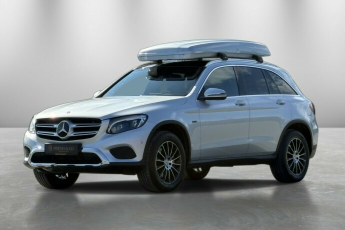 mercedes-benz-glc-elektrisitetbensin-2018-big-0