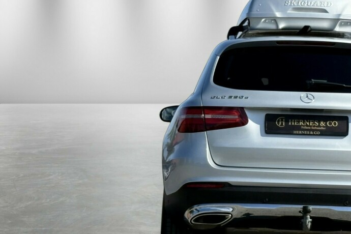 mercedes-benz-glc-elektrisitetbensin-2018-big-7