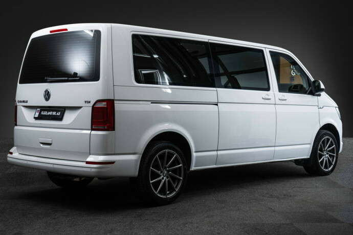 volkswagen-caravelle-diesel-2017-big-5