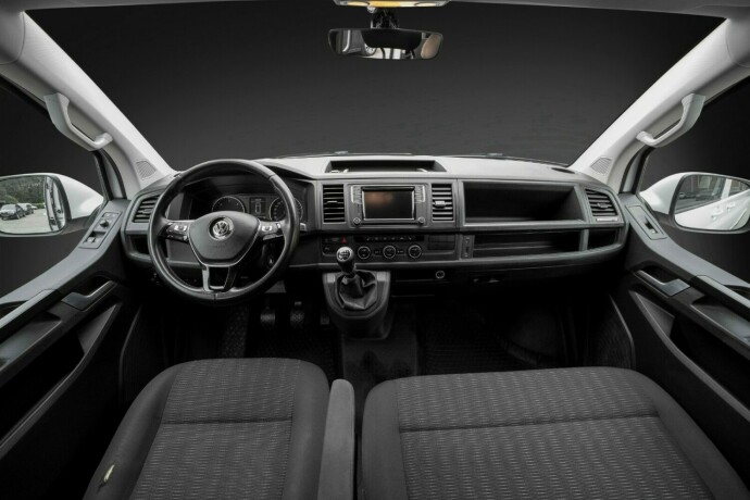 volkswagen-caravelle-diesel-2017-big-18