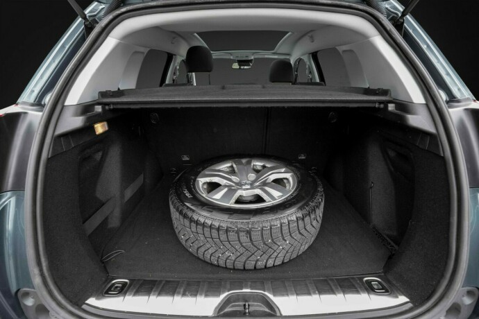peugeot-2008-bensin-2018-big-22