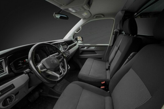 volkswagen-transporter-diesel-2022-big-10