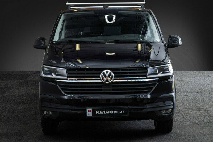 volkswagen-transporter-diesel-2022-big-3