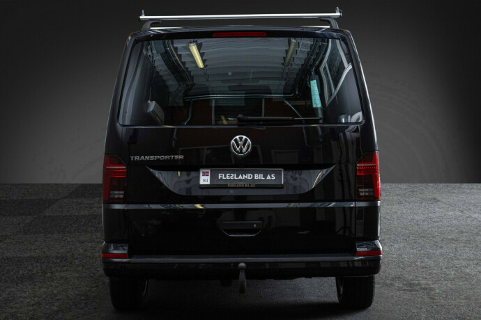 volkswagen-transporter-diesel-2022-big-8