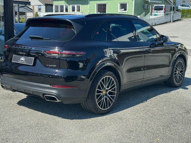 porsche-cayenne-elektrisitetbensin-2019-big-4