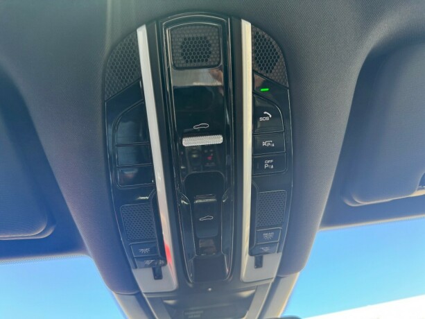 porsche-cayenne-elektrisitetbensin-2019-big-18