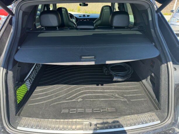 porsche-cayenne-elektrisitetbensin-2019-big-21