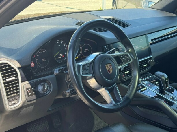 porsche-cayenne-elektrisitetbensin-2019-big-6
