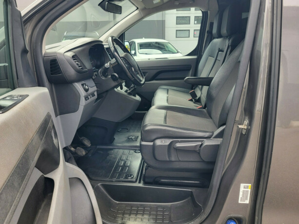 citroen-jumpy-diesel-2021-big-16