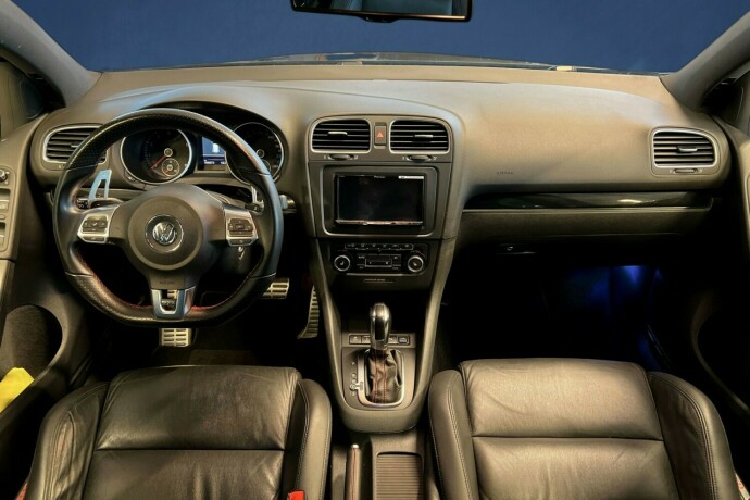 volkswagen-golf-bensin-2012-big-14