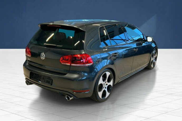 volkswagen-golf-bensin-2012-big-6