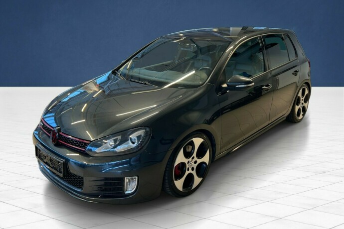 volkswagen-golf-bensin-2012-big-3