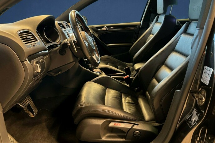volkswagen-golf-bensin-2012-big-9