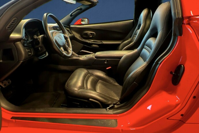 chevrolet-corvette-bensin-1998-big-11