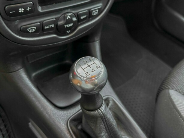 peugeot-206-bensin-2006-big-27