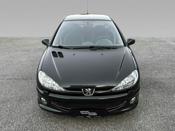 peugeot-206-bensin-2006-big-6