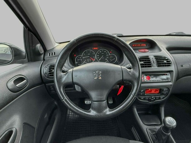 peugeot-206-bensin-2006-big-36