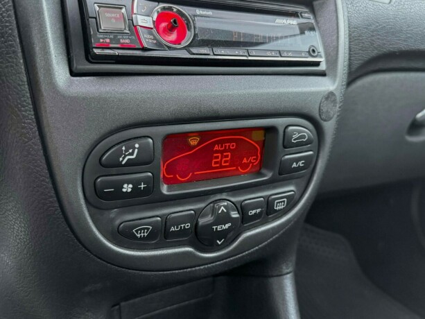 peugeot-206-bensin-2006-big-28