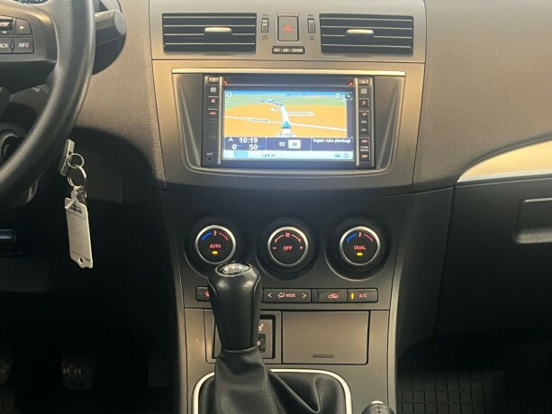 mazda-3-bensin-2012-big-13
