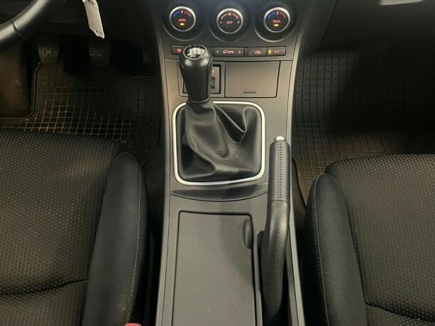 mazda-3-bensin-2012-big-15