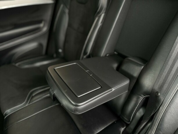volvo-xc-90-elektrisitetbensin-2019-big-15
