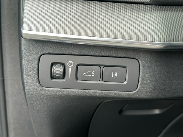 volvo-xc-90-elektrisitetbensin-2019-big-27