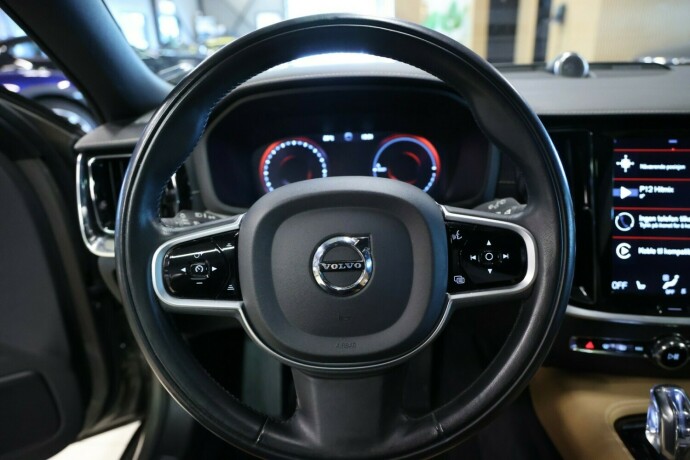 volvo-v60-elektrisitetbensin-2019-big-12