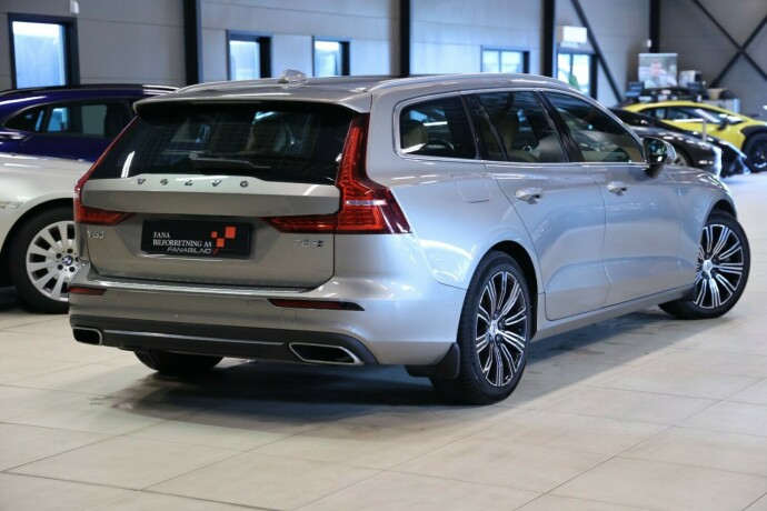 volvo-v60-elektrisitetbensin-2019-big-2