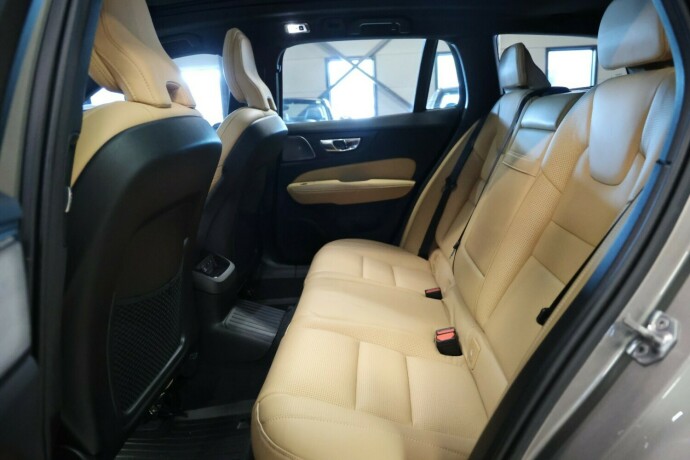 volvo-v60-elektrisitetbensin-2019-big-7