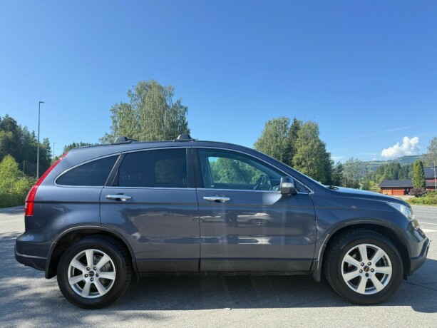 honda-cr-v-bensin-2007-big-6