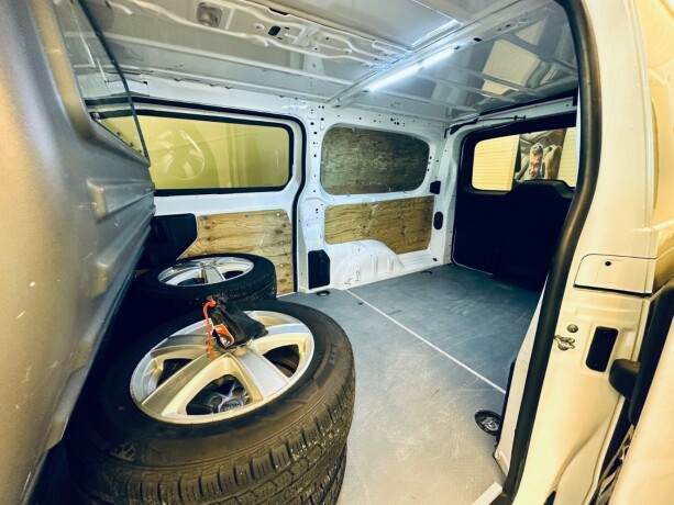 peugeot-expert-diesel-2020-big-27