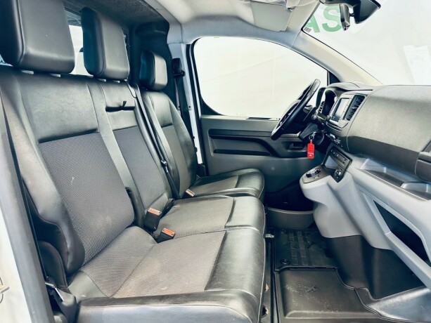 peugeot-expert-diesel-2020-big-15