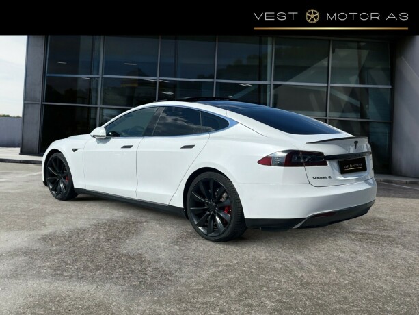 tesla-model-s-elektrisitet-2015-big-4