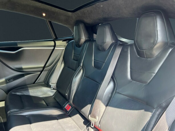 tesla-model-s-elektrisitet-2015-big-13