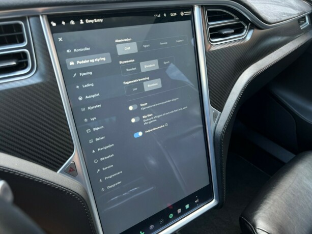 tesla-model-s-elektrisitet-2015-big-27
