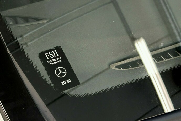 mercedes-benz-gla-bensin-2015-big-14