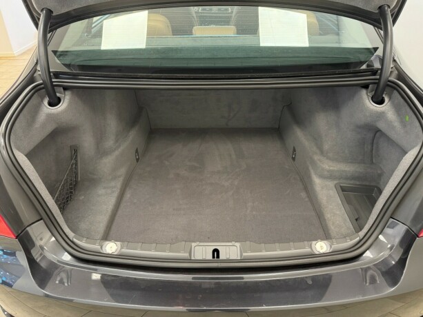 bmw-7-serie-bensin-2011-big-22