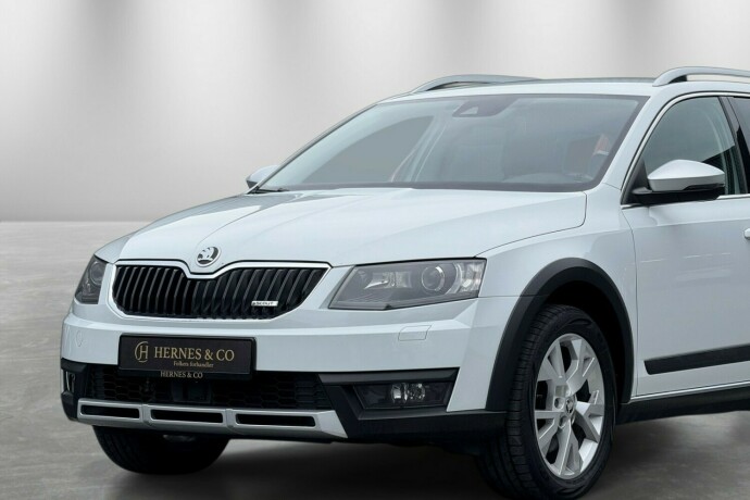 skoda-octavia-bensin-2016-big-3