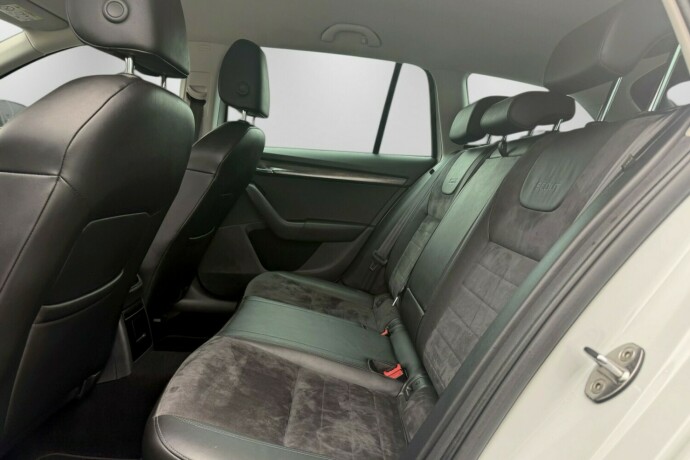 skoda-octavia-bensin-2016-big-23