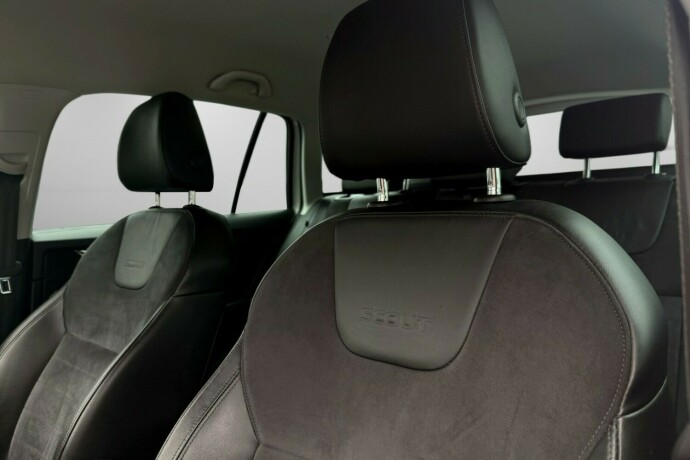 skoda-octavia-bensin-2016-big-24