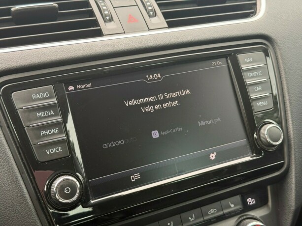 skoda-octavia-bensin-2016-big-18