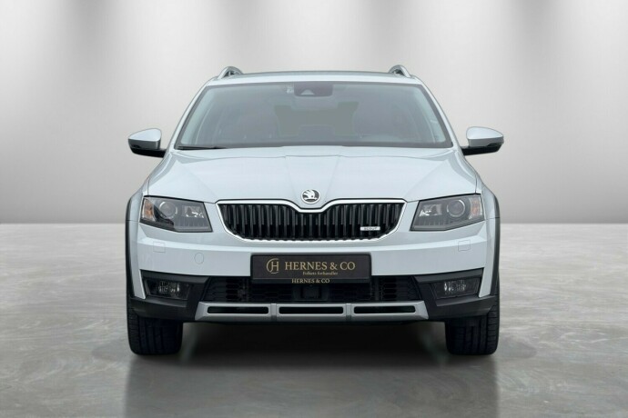 skoda-octavia-bensin-2016-big-2